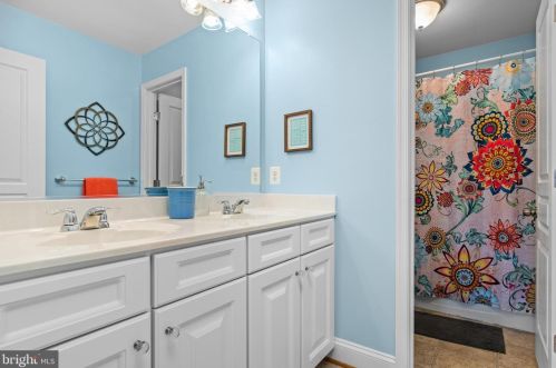 1302 Sewards Ct, Aberdeen MD  21001-3955 exterior