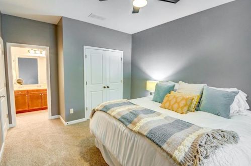 3610 Ridge Towne Dr, Duluth GA  30096-6616 exterior