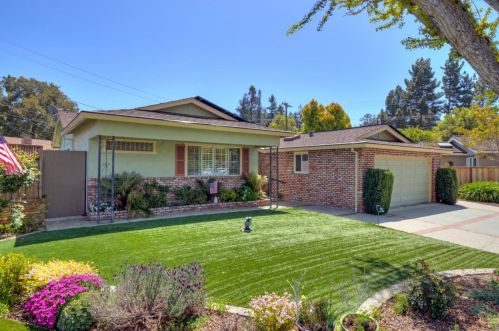 561 Carla Ct, Mountain View, CA 94040-3731