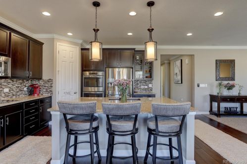 7275 Oak Hill Ct, Aurora CO 80018-1734 exterior