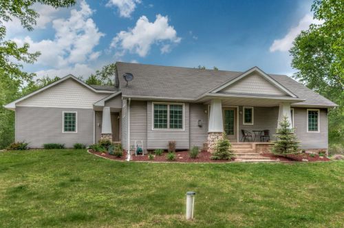 4506 455th St, Harris, MN 55032-3681