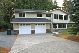 14230 Silver Firs Dr, Everett, WA 98208-8913