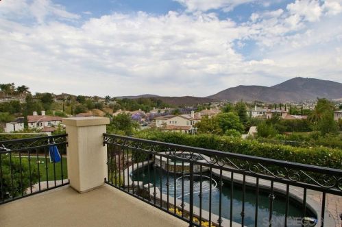845 Aspen Glen Rd, Chula Vista CA  91914-2520 exterior