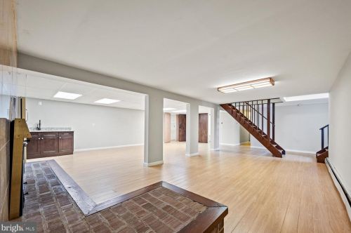 36 Bear Brook Rd, Princeton NJ  08540-6216 exterior