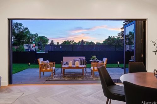 400 Glencoe St, Denver CO  80220-5204 exterior