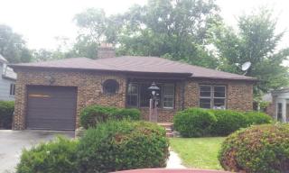 240 Evolution Ave, Highwood, IL 60040-1604