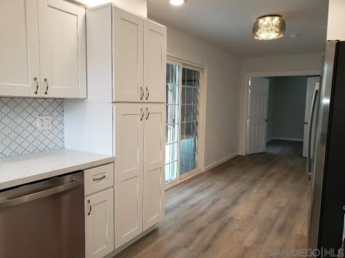 1859 Rees Rd, San Marcos, CA 92069-3344