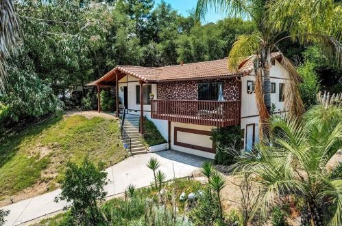 28027 Glenmeade Way, Escondido, CA 92026-6634