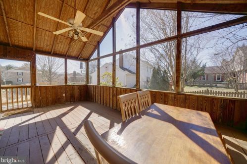 1900 Autumn Ridge Cir, Silver Spring MD 20906-5826 exterior