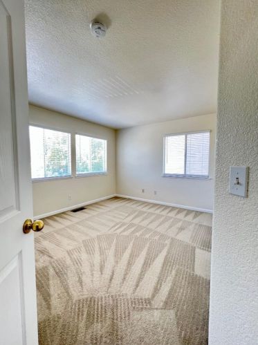 1012 Garden St, Los Banos CA  93635-4563 exterior