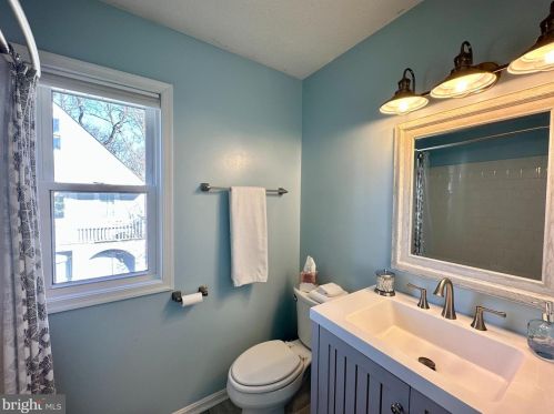 7247 Riding Hood Cir, Columbia MD 21045-5237 exterior