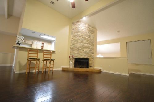 1618 San Francisco St, Carrollton TX  75007-5048 exterior