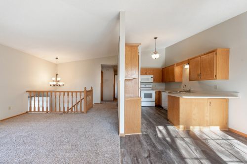 14712 Endicott Way, Saint Paul MN  55124-6491 exterior