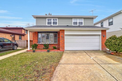 5447 Main St, Morton Grove, IL 60053-3452