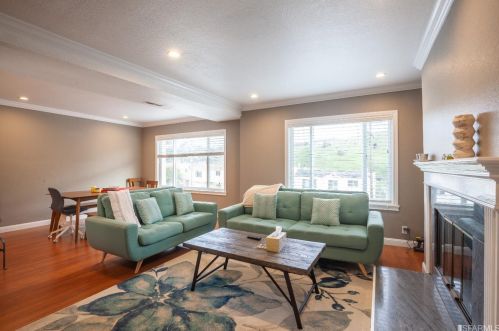 1720 Geneva Ave, San Francisco, CA 94134-3113