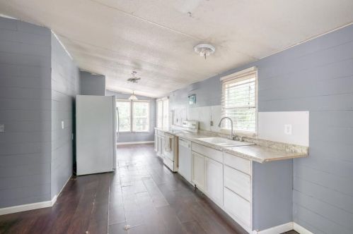 947 Davis Rd, Jefferson GA  30549-5651 exterior