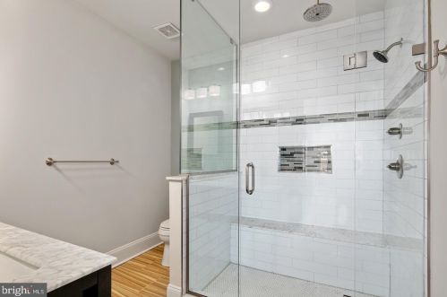 541 12 St, Philadelphia PA 19123-1156 exterior