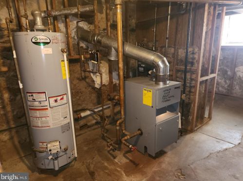 4937 11 St, Philadelphia PA 19112-1308 exterior