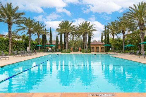 105 Coyote Brush, Irvine CA  92618-8873 exterior