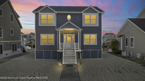 1107 Tahiti Dr, Lacey, NJ 08731-4734