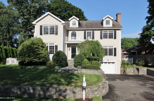 14 Dialstone Ln, Riverside, CT 06878-1701
