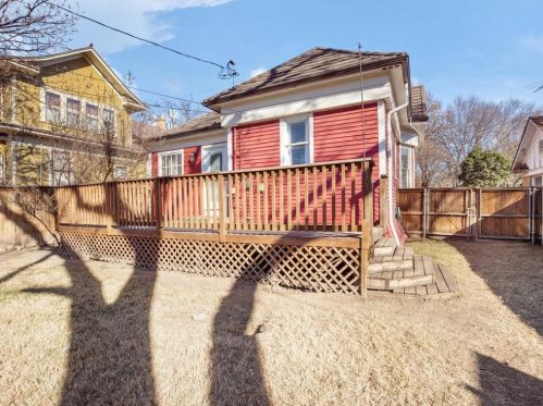 1824 Henderson St, Fort Worth TX 76104-4444 exterior