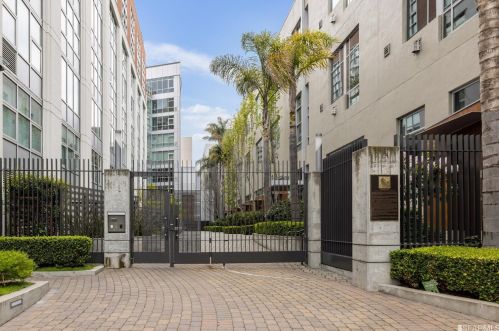 1 Federal St, San Francisco CA  94107-1471 exterior