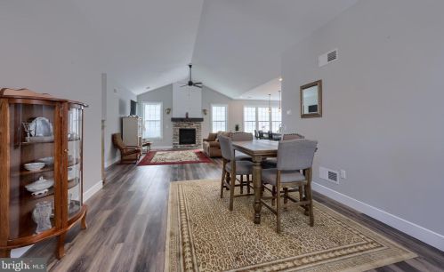 412 Constitution Dr, Ephrata PA  17522 exterior