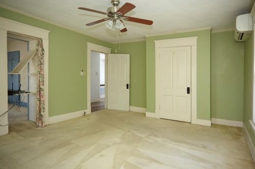 1406 6th Ave, Fort Worth TX  76104-4354 exterior