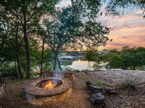 9301 Dosier Cv, Fort Worth TX  76179-3284 exterior