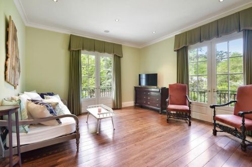 62 Brookhaven Dr, Atlanta GA  30319-1143 exterior