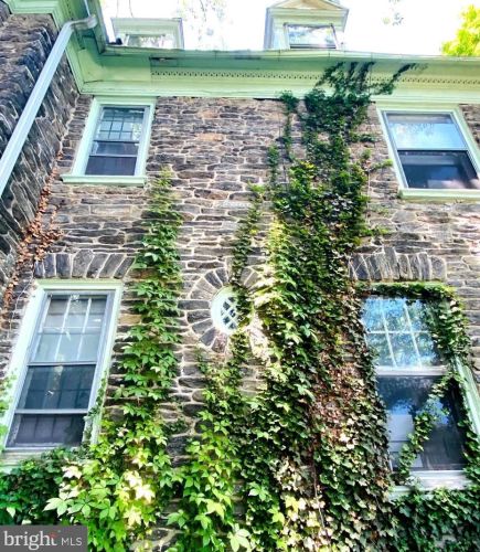 6623 Mccallum St, Philadelphia, PA 19119-3122