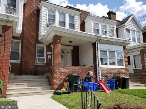 6813 Ditman St, Philadelphia, PA 19135-2203