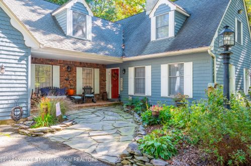 3194 Quarry Rd, Lakehurst, NJ 08759-5428