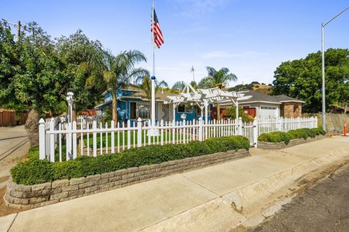 17625 Peak Ave, Morgan Hill, CA 95037-4118