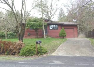 842 3rd St, Applegate, OR 97530-9017