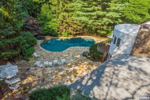 279 Wilson Dr, Alpine, NJ 07620-1018