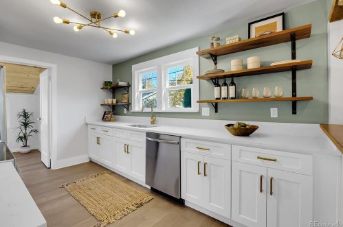 729 Cornell Ave, Englewood CO  80113-1666 exterior