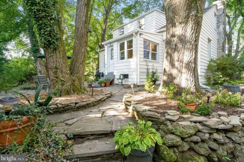 709 Milestone Dr, Silver Spring MD 20904-2735 exterior