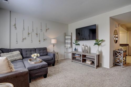 470 Carr St, Denver, CO 80226-3017