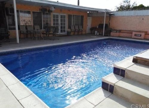 1633 124th St, Compton, CA 90222-1101