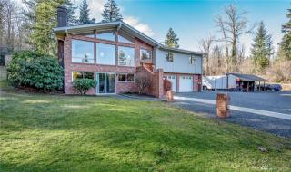 9517 384th Ave, Snoqualmie, WA 98065-9201