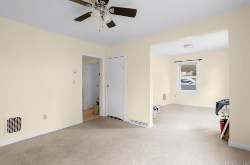 49 Lakeview Ave, Huntington CT  06484-2232 exterior