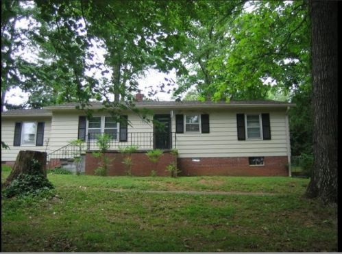 1328 Kings Cir, Shelby, NC 28150-6031