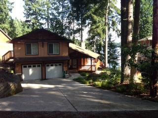 18624 Tapaderos St, Yelm, WA 98597-9090