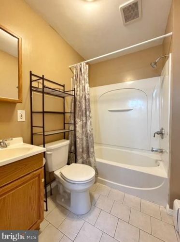 1322 Jackson St, Philadelphia PA  19148-2931 exterior