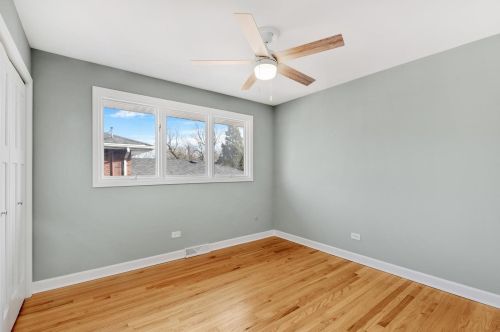 54 Naperville Rd, Willowbrook IL  60514-1021 exterior