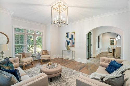 2731 Arden Rd, Atlanta GA  30305-1913 exterior