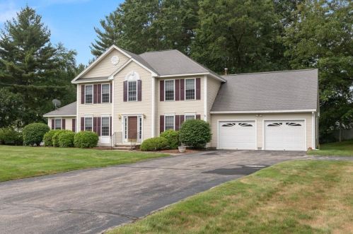 3 Mystic Ct, Nashua, NH 03062-1037