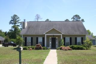 194 Hedgerow Dr, Leesburg, GA 31763-5554